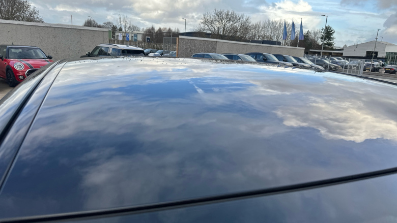 BMW 2 Series 220i MHT M Sport 5dr DCT Petrol Hatchback